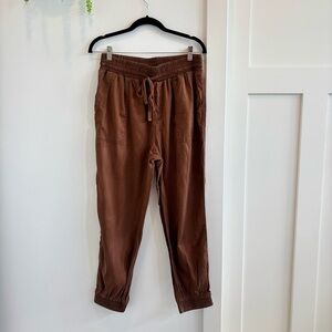 A New Day High Rise Ankle Jogger Pull On Pants Women's Size Medium Elastic Waist